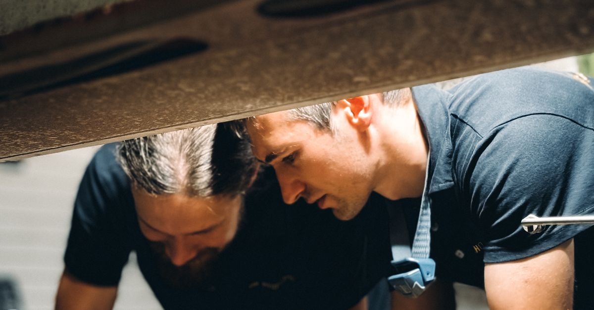 Identifying Common Symptoms of Faulty Vehicle Lighting Systems