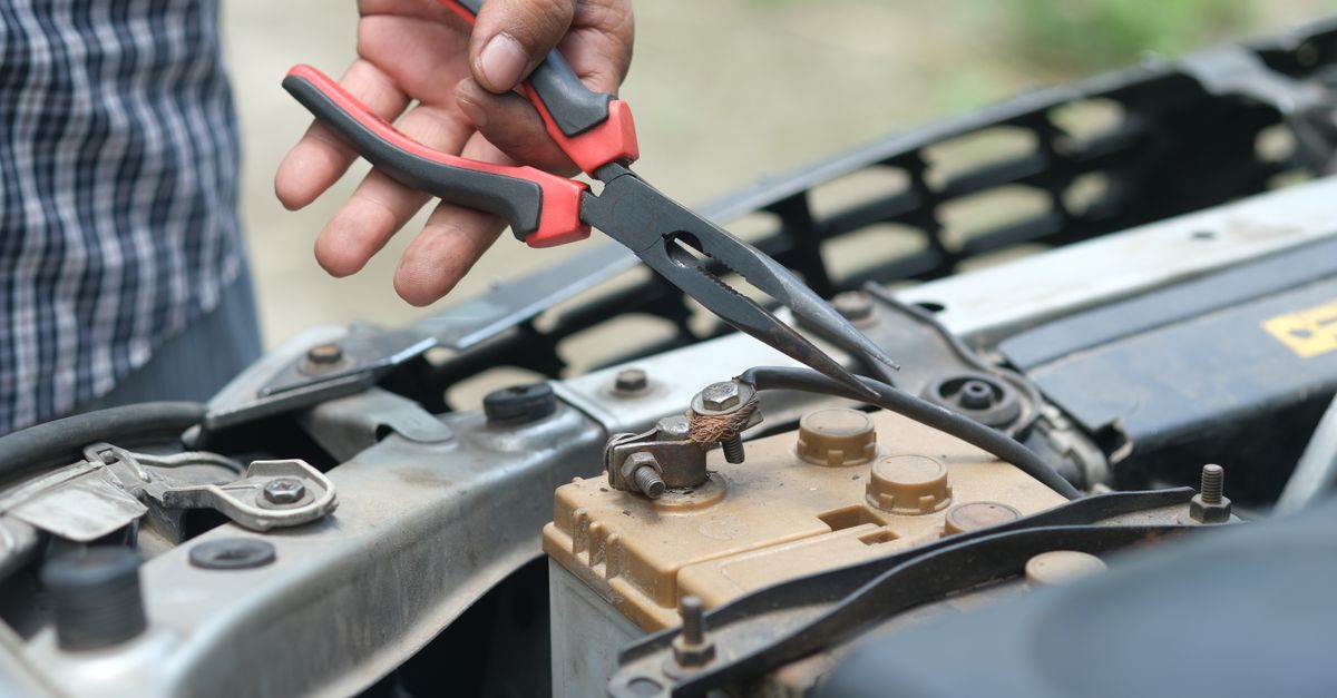 Signs Your Car Battery Needs Immediate Replacement