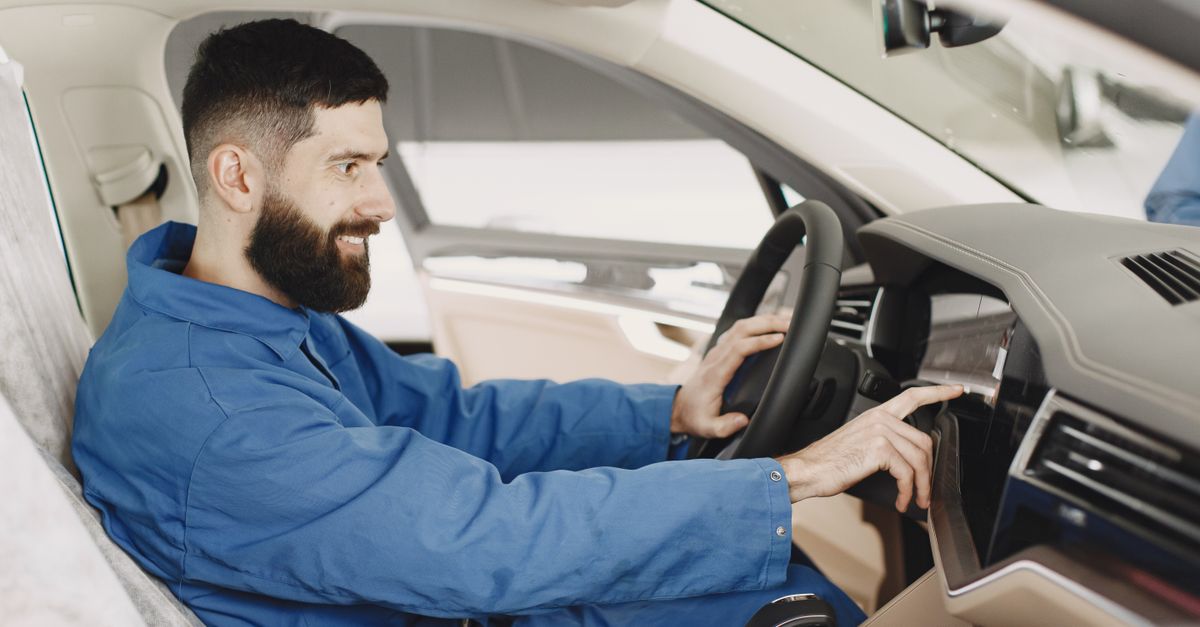 Signs Your Vehicle Needs Diagnostic Services